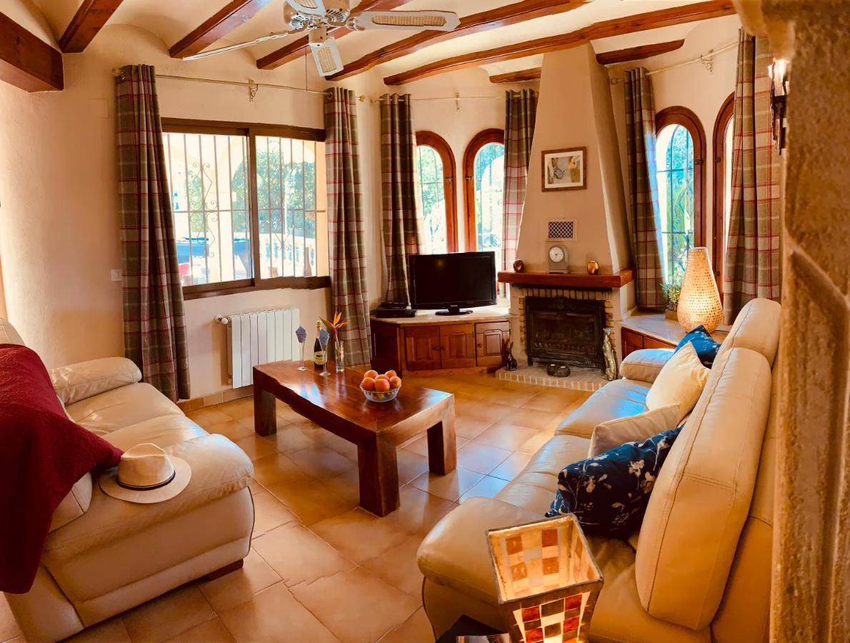 Cassandra - Beautiful Private Villa With Heated Pool Included Хавеа Экстерьер фото
