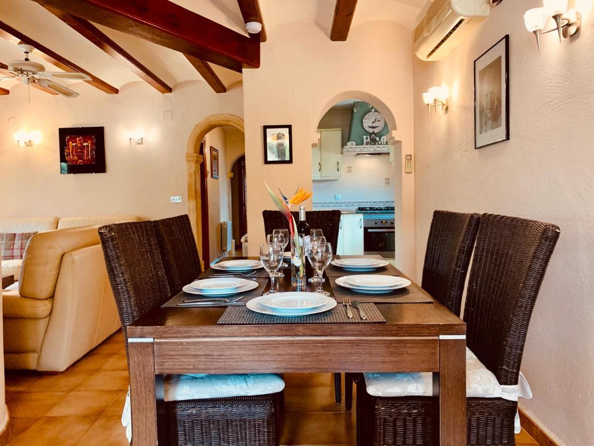 Cassandra - Beautiful Private Villa With Heated Pool Included Хавеа Экстерьер фото