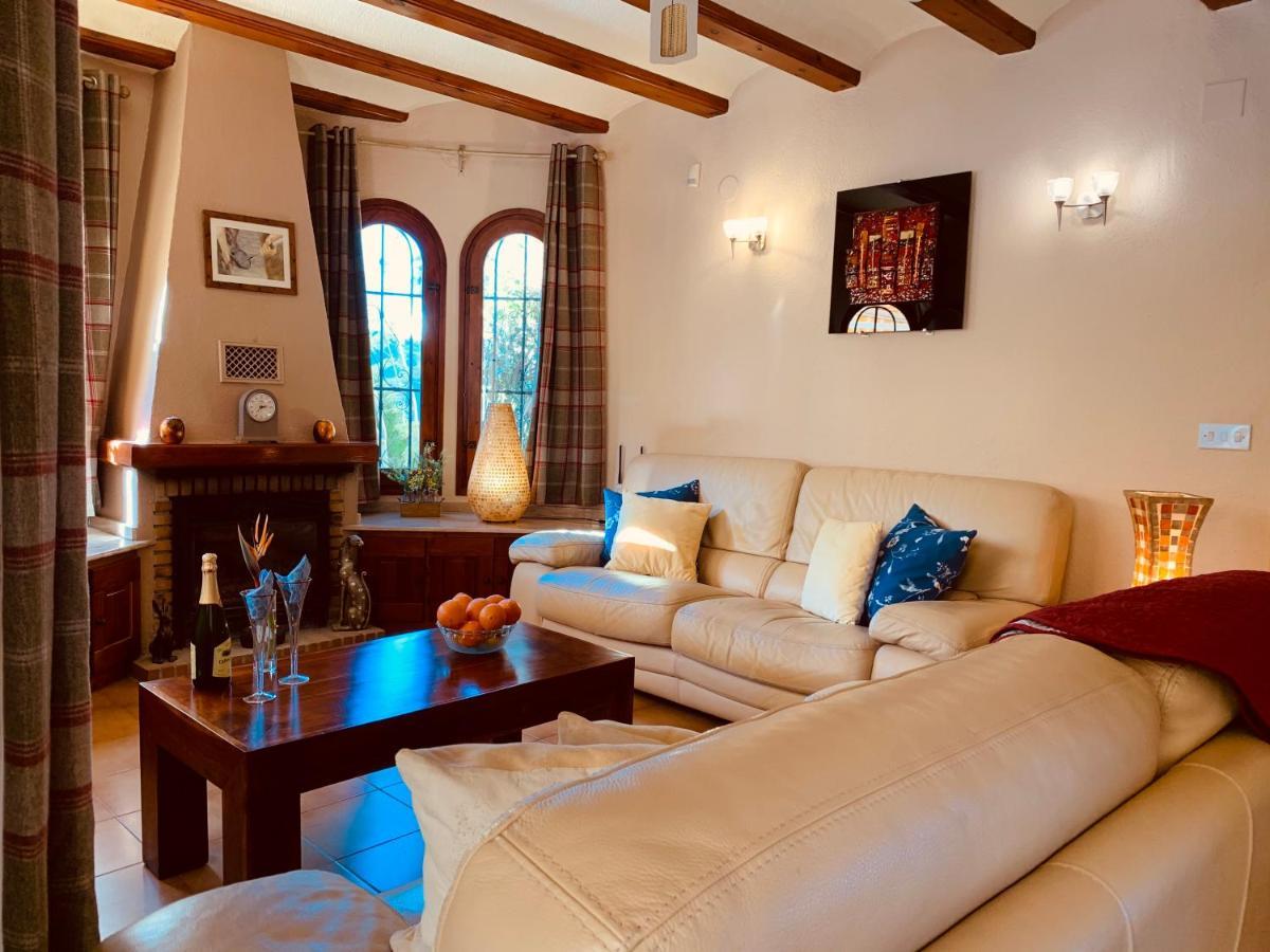 Cassandra - Beautiful Private Villa With Heated Pool Included Хавеа Экстерьер фото